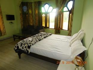 Hôtel Royal Heritage Bandhavgarh à Bandhavgarh National Park Extérieur photo